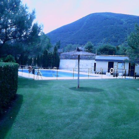 Apartamento Valles Blancos 3-6 Biescas  Exterior photo